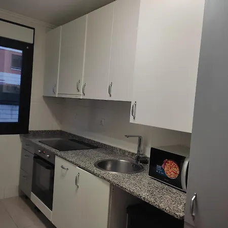 Apartamento Velamayor Garaje Y Piscinas Castro Urdiales Exterior photo